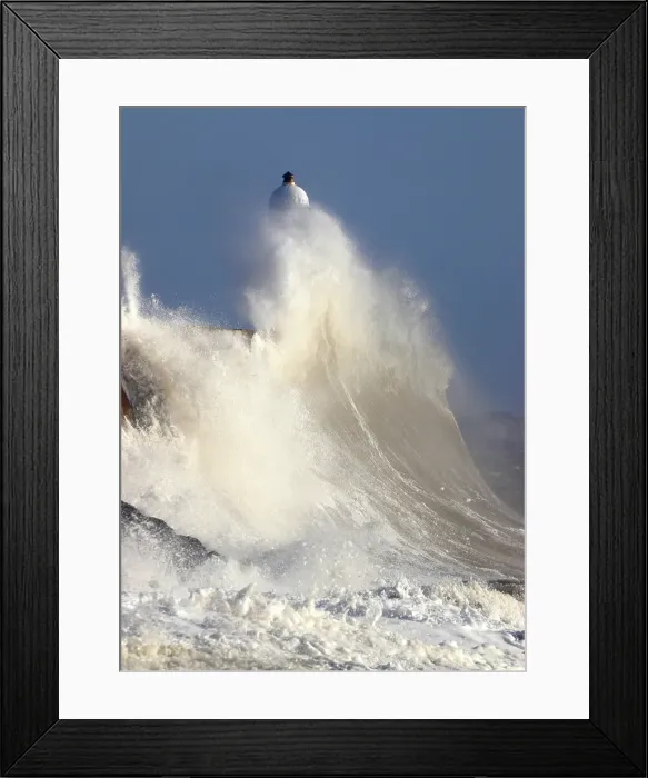 Framed Print : Storm waves (Storm Eowyn), Porthcawl Pier, South Wales, United Kingdom Framed Print : Storm waves (Storm Eowyn), Porthcawl Pier, South Wales, United Kingdom