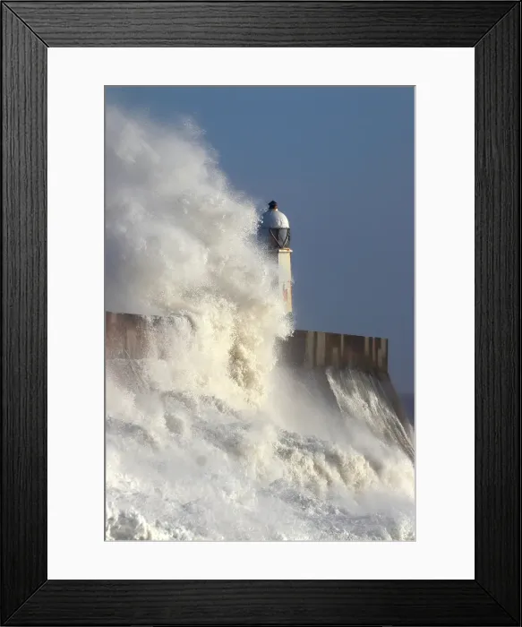 Framed Print : Storm waves (Storm Eowyn), Porthcawl Pier, South Wales, United Kingdom Framed Print : Storm waves (Storm Eowyn), Porthcawl Pier, South Wales, United Kingdom