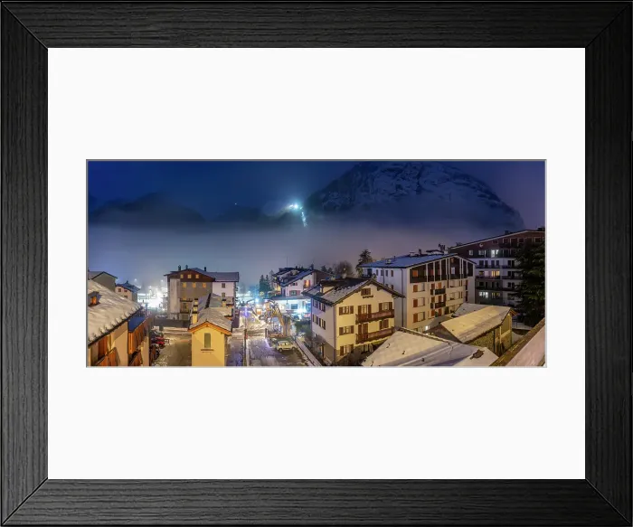 Framed Print : View of snow covered rooftops with mountainous background at dusk, Courmayeur, Aosta Valley, Italian Alps, Italy Framed Print : View of snow covered rooftops with mountainous background at dusk, Courmayeur, Aosta Valley, Italian Alps, Italy