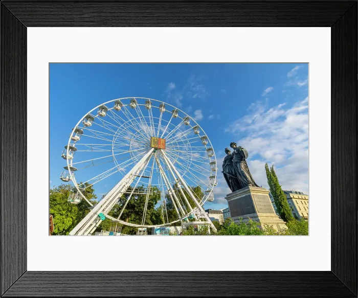 Framed Print : Ferris Wheel (Grande Roue), The National Monument, Jardin Anglais (English Garden), Geneva, Switzerland