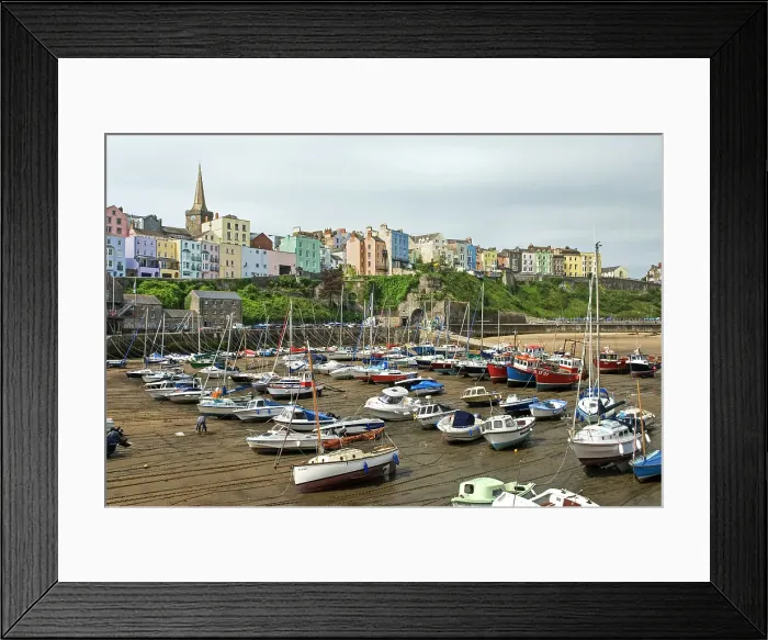 Framed Print : Tenby's harbour, Carmarthen Bay, Tenby, Pembrokeshire, south-west Wales, United Kingdom Framed Print : Tenby's harbour, Carmarthen Bay, Tenby, Pembrokeshire, south-west Wales, United Kingdom