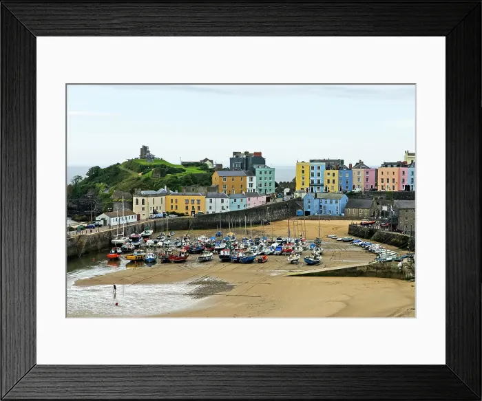Framed Print : Tenby's harbour, Carmarthen Bay, Tenby, Pembrokeshire, south-west Wales, United Kingdom Framed Print : Tenby's harbour, Carmarthen Bay, Tenby, Pembrokeshire, south-west Wales, United Kingdom