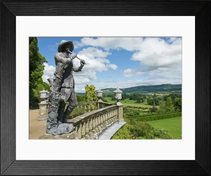 Framed Print : Statue in the gardens of Powis Castle, Powys, Wales, United Kingdom Framed Print : Statue in the gardens of Powis Castle, Powys, Wales, United Kingdom
