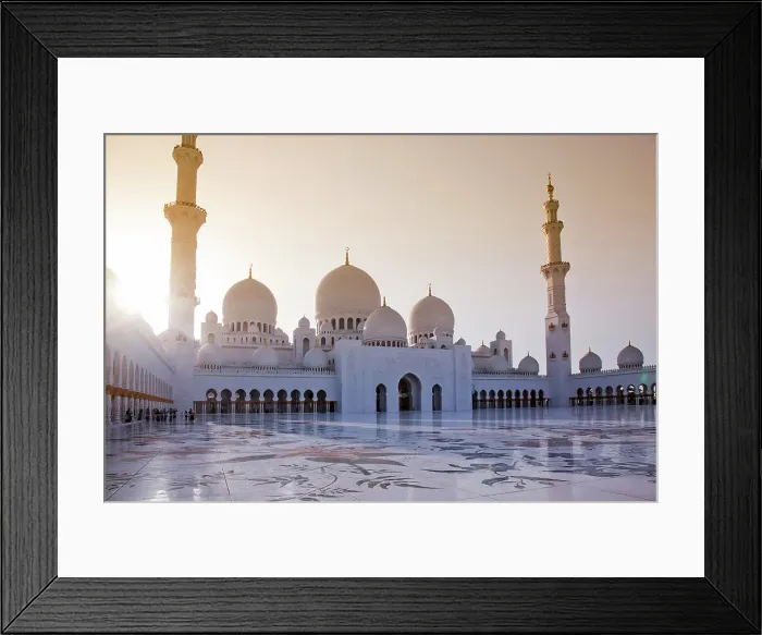 Framed Print : Sheikh Zayed Grand Mosque at dusk, Abu Dhabi, United Arab Emirates Framed Print : Sheikh Zayed Grand Mosque at dusk, Abu Dhabi, United Arab Emirates