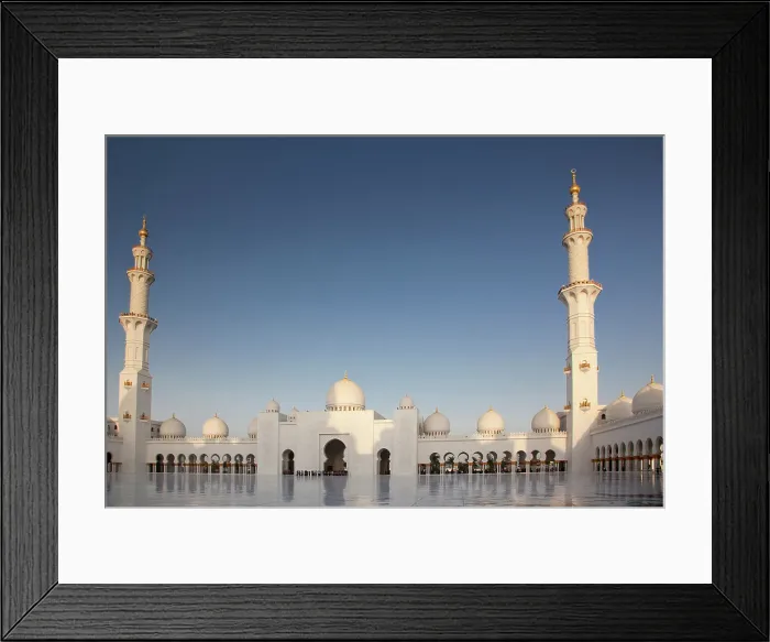 Framed Print : Sheikh Zayed Grand Mosque at dusk, Abu Dhabi, United Arab Emirates Framed Print : Sheikh Zayed Grand Mosque at dusk, Abu Dhabi, United Arab Emirates