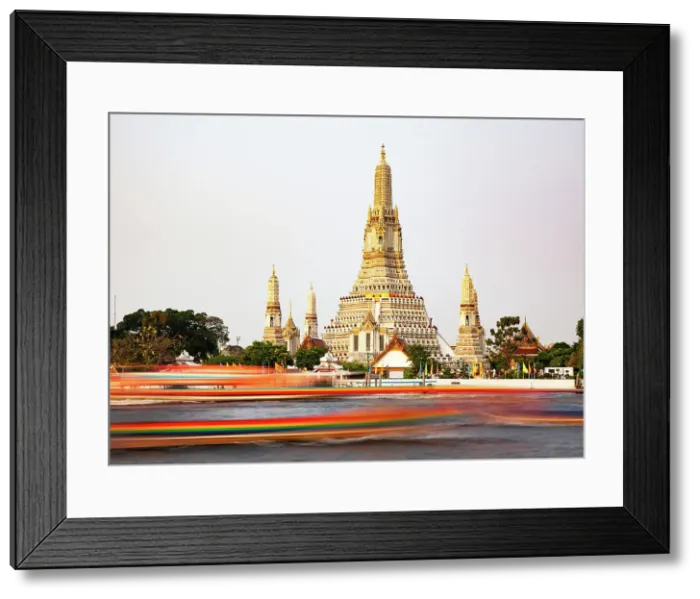 Framed Print : Wat Arun (Temple of the Dawn), Bangkok, Thailand Framed Print : Wat Arun (Temple of the Dawn), Bangkok, Thailand