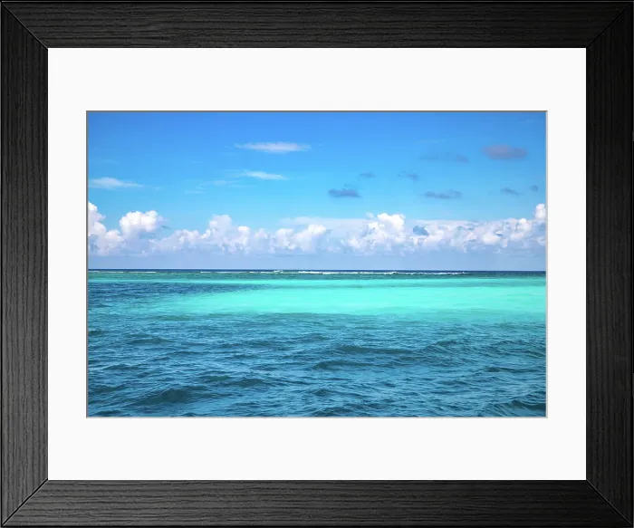 Framed Print : Turquoise sea and blue sky, The Maldives, Indian Ocean Framed Print : Turquoise sea and blue sky, The Maldives, Indian Ocean