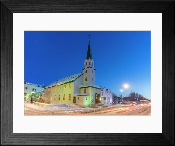Framed Print : View of the Lutheran Free Church in the city centre of Reykjavik at dusk in winter, Reykjavik, Iceland Framed Print : View of the Lutheran Free Church in the city centre of Reykjavik at dusk in winter, Reykjavik, Iceland