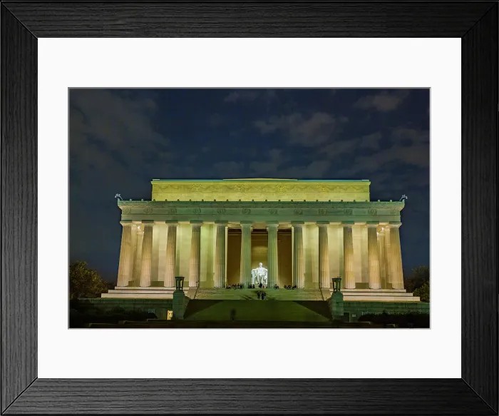 Framed Print : View of the Lincoln Memorial at night, Washington, D.C. United States of America Framed Print : View of the Lincoln Memorial at night, Washington, D.C. United States of America