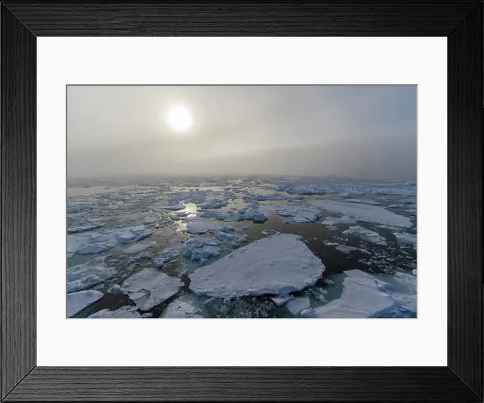 Framed Print : Fog and a fogbow in Palanderbutka, Nordaustlandet, in the Svalbard Archipelago, Norway Framed Print : Fog and a fogbow in Palanderbutka, Nordaustlandet, in the Svalbard Archipelago, Norway