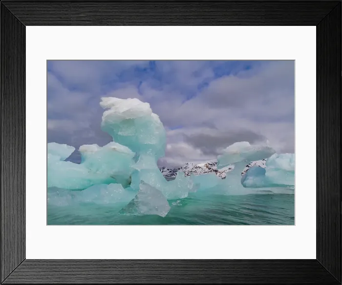 Framed Print : A view of Isfjorden (Ice fjord) on the western side of Spitsbergen Island in the Svalbard Archipelago, Norway Framed Print : A view of Isfjorden (Ice fjord) on the western side of Spitsbergen Island in the Svalbard Archipelago, Norway
