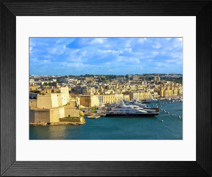 Framed Print : View of Birgu and Fort St. Angelo from the Upper Barrakka Gardens, Valletta, Malta Framed Print : View of Birgu and Fort St. Angelo from the Upper Barrakka Gardens, Valletta, Malta