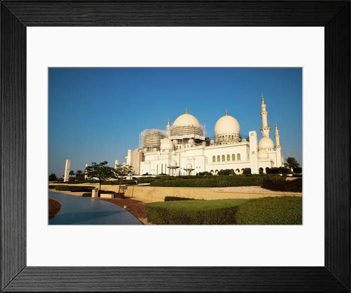 Framed Print : Detail of Sheikh Zayed Grand Mosque in Abu Dhabi, United Arab Emirates Framed Print : Detail of Sheikh Zayed Grand Mosque in Abu Dhabi, United Arab Emirates
