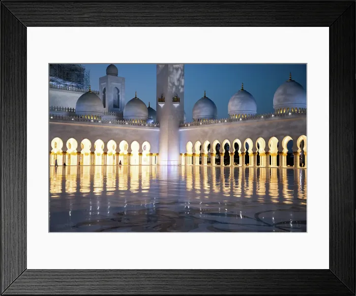 Framed Print : Detail of Sheikh Zayed Grand Mosque in Abu Dhabi, United Arab Emirates Framed Print : Detail of Sheikh Zayed Grand Mosque in Abu Dhabi, United Arab Emirates