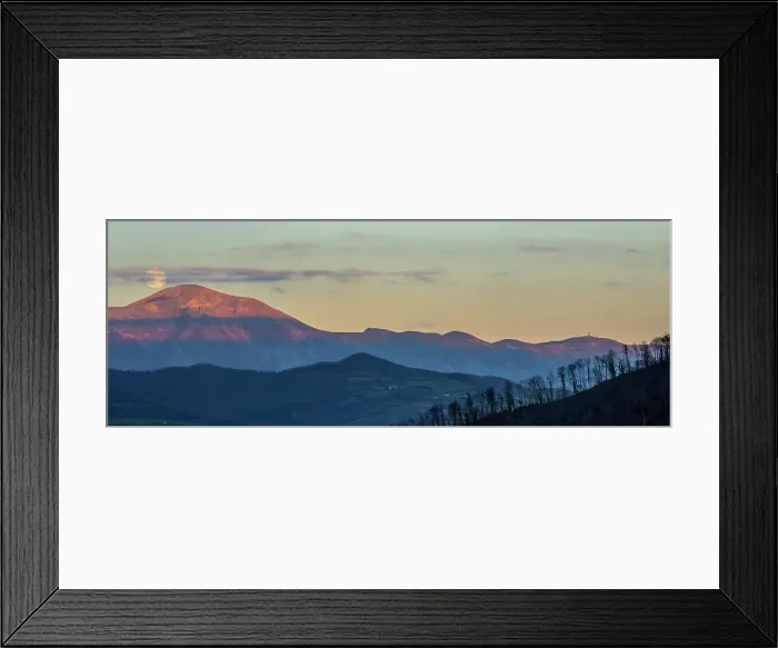 Framed Print : Monte Cucco at sunset, Gubbio, Umbria, Italy Framed Print : Monte Cucco at sunset, Gubbio, Umbria, Italy