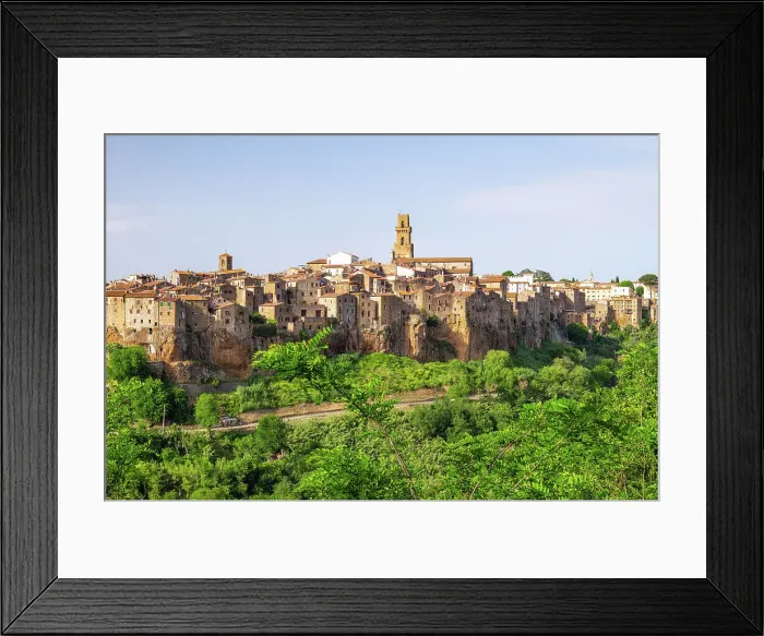 Framed Print : Pitigliano, Grosseto, Tuscany, Italy Framed Print : Pitigliano, Grosseto, Tuscany, Italy