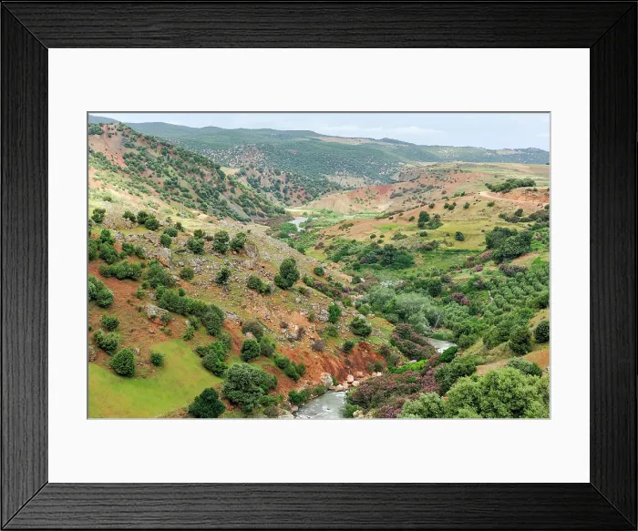 Framed Print : Oum-er-Rbia valley, Khenifra region, Middle Atlas, Morocco Framed Print : Oum-er-Rbia valley, Khenifra region, Middle Atlas, Morocco