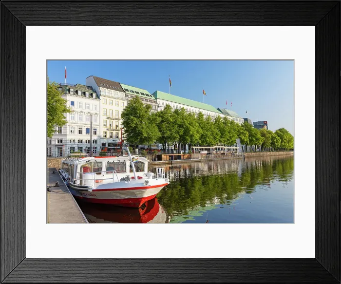Framed Print : Tourist boat on Binnenalster, Hamburg, Germany, Europe Framed Print : Tourist boat on Binnenalster, Hamburg, Germany, Europe