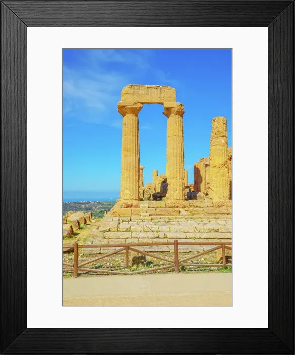 Framed Print : Temple of Juno, Valley of Temples, Agrigento, UNESCO, Sicily, Italy Framed Print : Temple of Juno, Valley of Temples, Agrigento, UNESCO, Sicily, Italy
