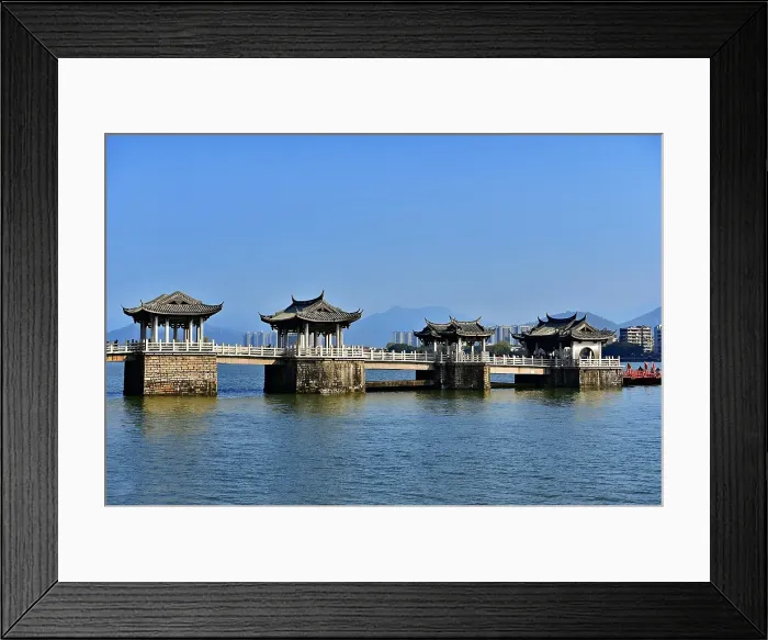 Framed Print : Guangji Bridge, built in 1170, one of China's four famous ancient bridges, Chaozhou City, Guangdong province, China Framed Print : Guangji Bridge, built in 1170, one of China's four famous ancient bridges, Chaozhou City, Guangdong province, China