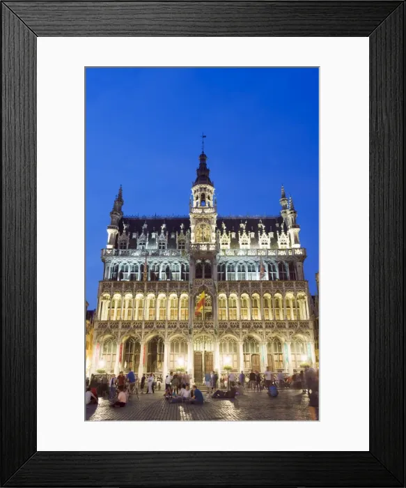 Framed Print : Hotel de Ville (Town Hall) in the Grand Place illuminated at night, UNESCO World Heritage Site Framed Print : Hotel de Ville (Town Hall) in the Grand Place illuminated at night, UNESCO World Heritage Site