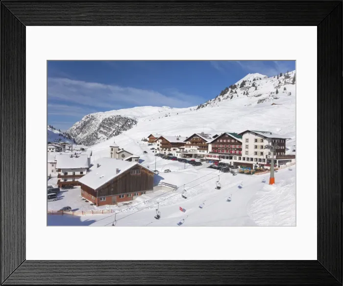 Framed Print : Alpine resort of Zurs, St. Anton am Arlberg, in winter snow, Austrian Alps Framed Print : Alpine resort of Zurs, St. Anton am Arlberg, in winter snow, Austrian Alps