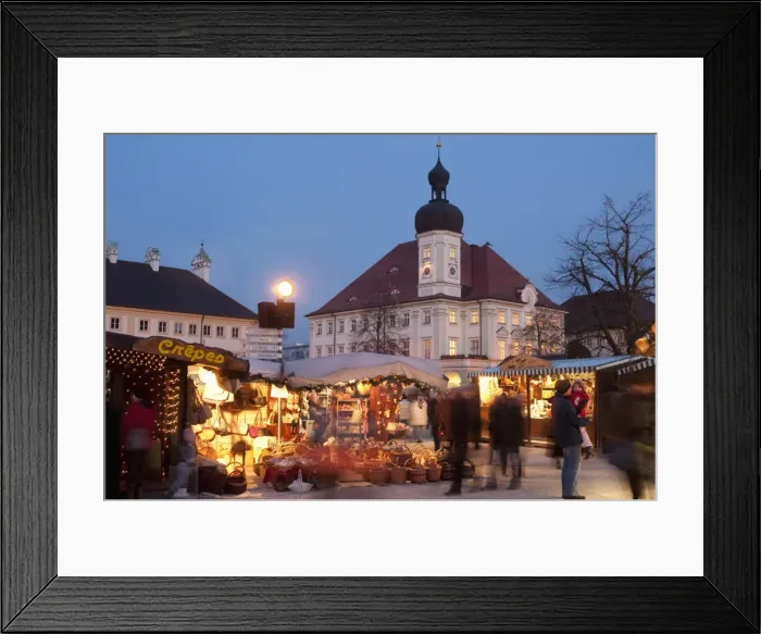 Framed Print : Christmas Market (Christkindlmarkt) stalls and Town Hall, Kapellplatz, at twilight Framed Print : Christmas Market (Christkindlmarkt) stalls and Town Hall, Kapellplatz, at twilight