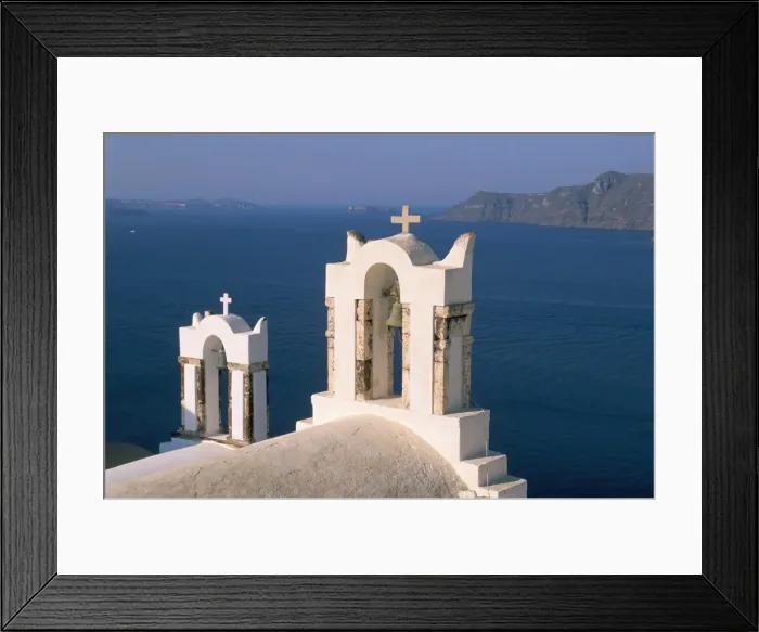Framed Print : Oia (Ia), island of Santorini (Thira), Cyclades Islands, Aegean, Greek Islands Framed Print : Oia (Ia), island of Santorini (Thira), Cyclades Islands, Aegean, Greek Islands