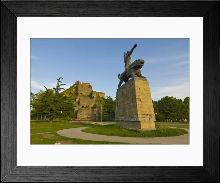 Framed Print : Hero statue before the citadel of Gori, Georgia, Caucasus, Central Asia, Asia Framed Print : Hero statue before the citadel of Gori, Georgia, Caucasus, Central Asia, Asia