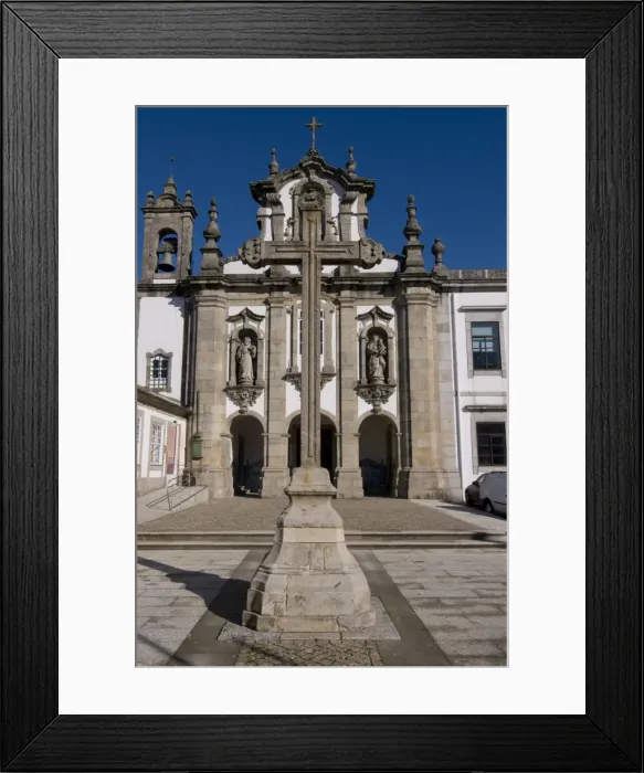 Framed Print : Little church in Guimaraes, UNESCO World Heritage Site, Portugal, Europe Framed Print : Little church in Guimaraes, UNESCO World Heritage Site, Portugal, Europe