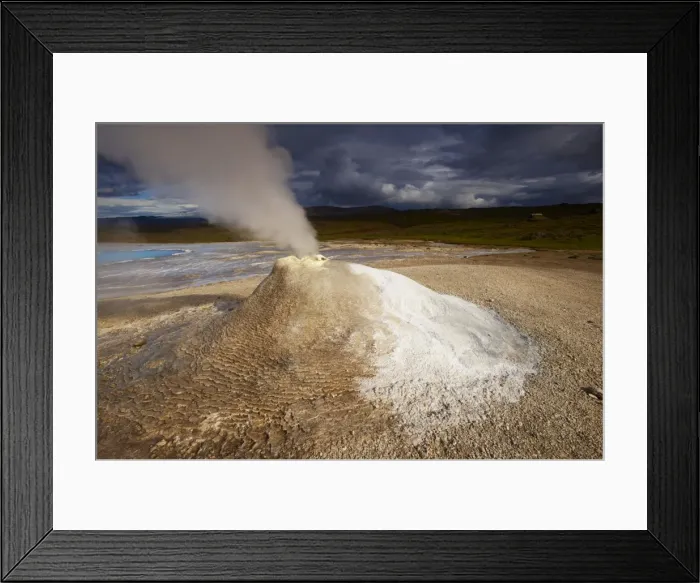 Framed Print : Oskurholshver (Screaming Spring), famous hot spring at Hveravellir, Kjolur Framed Print : Oskurholshver (Screaming Spring), famous hot spring at Hveravellir, Kjolur