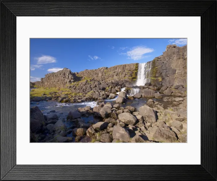 Framed Print : Oxara River tumbles down the Almannagja cliff face at Oxarafoss, Thingvellir National Park Framed Print : Oxara River tumbles down the Almannagja cliff face at Oxarafoss, Thingvellir National Park