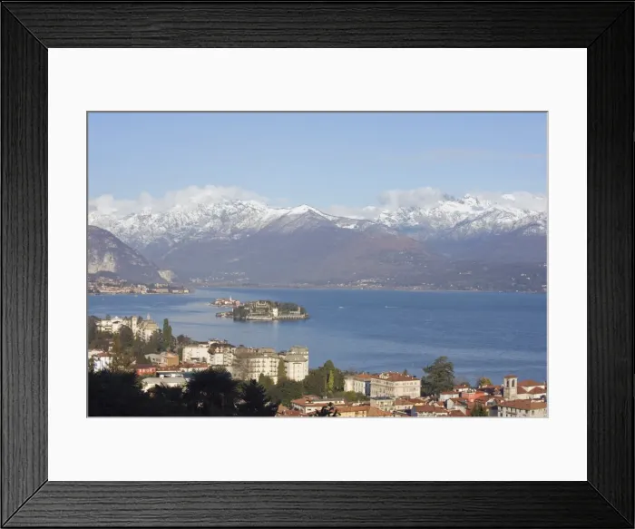 Framed Print : Snow capped mountains above Stresa, Isola Bella and Isola Superiore, Borromean Islands Framed Print : Snow capped mountains above Stresa, Isola Bella and Isola Superiore, Borromean Islands