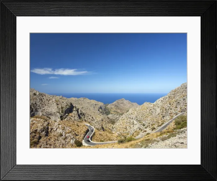 Framed Print : Twisting hairpin mountain road to Sa Calobra in northern Majorca, Balearic Islands Framed Print : Twisting hairpin mountain road to Sa Calobra in northern Majorca, Balearic Islands