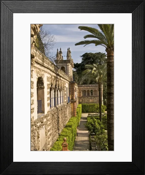 Framed Print : Grotesque gallery in Reales Alcazares Gardens (Alcazar Palace Gardens) Framed Print : Grotesque gallery in Reales Alcazares Gardens (Alcazar Palace Gardens)