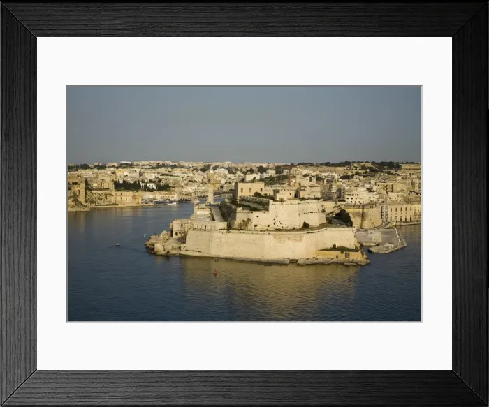 Framed Print : Vittoriosa, harbour in Malta, Mediterranean, Europe Framed Print : Vittoriosa, harbour in Malta, Mediterranean, Europe
