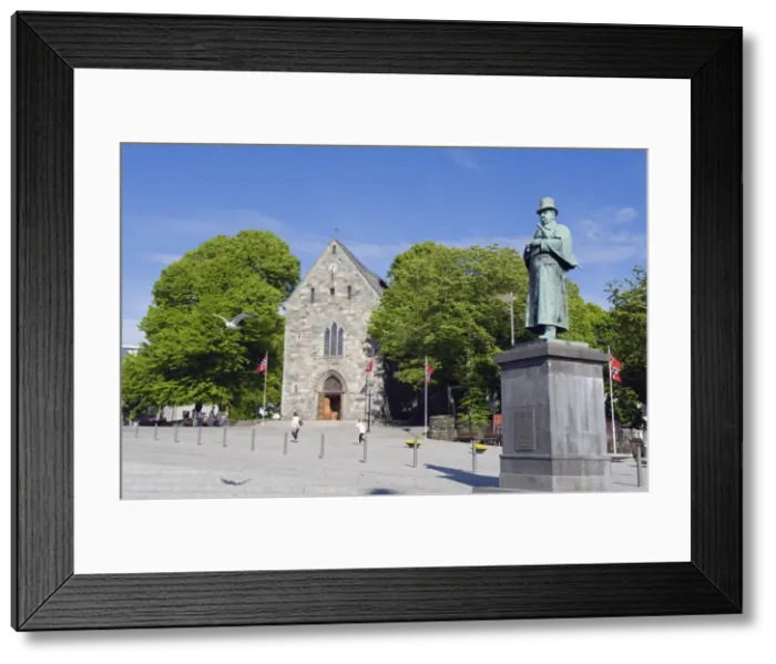Framed Print : Statue of Alexander Kielland, Stavanger Cathedral, Stavanger, Norway, Scandinavia, Europe Framed Print : Statue of Alexander Kielland, Stavanger Cathedral, Stavanger, Norway, Scandinavia, Europe