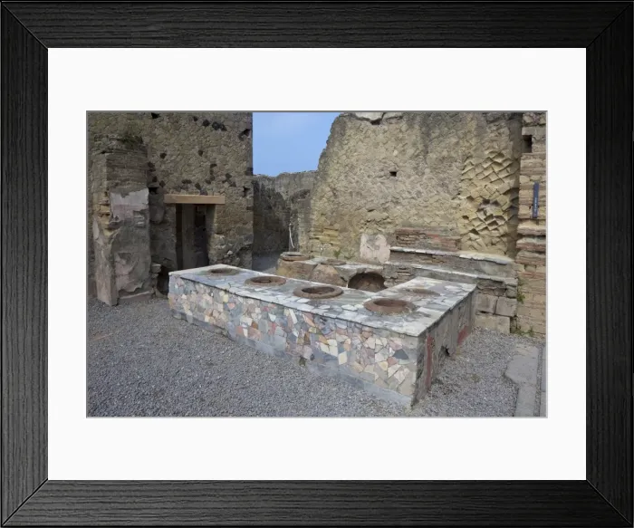 Framed Print : Large Taberna, tavern with marble-covered counter in which jars or dolia are inserted Framed Print : Large Taberna, tavern with marble-covered counter in which jars or dolia are inserted
