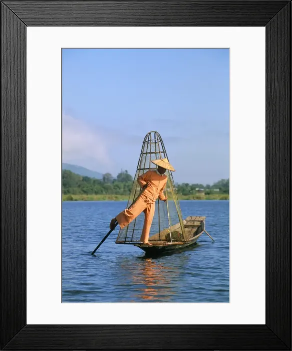 Framed Print : Fisherman, Inle Lake, Shan State, Myanmar (Burma), Asia Framed Print : Fisherman, Inle Lake, Shan State, Myanmar (Burma), Asia