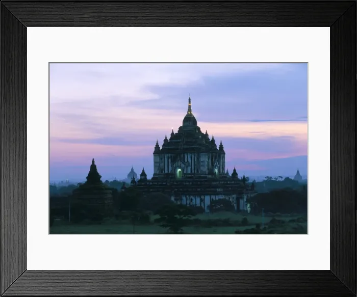 Framed Print : Thatbyinyu temple at sunrise, Bagan (Pagan) archaeological site, Myanmar (Burma), Asia Framed Print : Thatbyinyu temple at sunrise, Bagan (Pagan) archaeological site, Myanmar (Burma), Asia