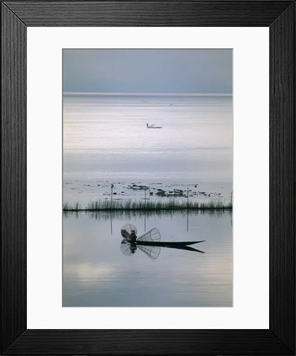 Framed Print : Fisherman, Inle Lake, Shan State, Myanmar (Burma), Asia Framed Print : Fisherman, Inle Lake, Shan State, Myanmar (Burma), Asia