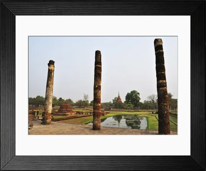 Framed Print : Wat Mahathat, Sukhothai Historical Park (Muangkao), UNESCO World Heritage Site Framed Print : Wat Mahathat, Sukhothai Historical Park (Muangkao), UNESCO World Heritage Site