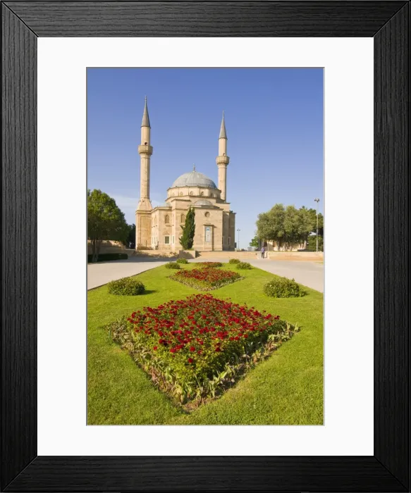 Framed Print : Saidlar Xiyabani, a little Turkish style mosque overlooking Baku, Azerbaijan Framed Print : Saidlar Xiyabani, a little Turkish style mosque overlooking Baku, Azerbaijan