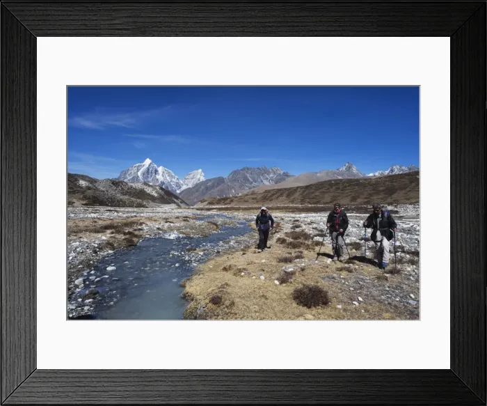 Framed Print : Trekkers in Chukhung Valley, Solu Khumbu Everest Region, Sagarmatha National Park, Himalayas, Nepal Framed Print : Trekkers in Chukhung Valley, Solu Khumbu Everest Region, Sagarmatha National Park, Himalayas, Nepal