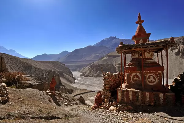 Chortens (stupas) in Tangbe village, Mustang, Nepal, Asia
