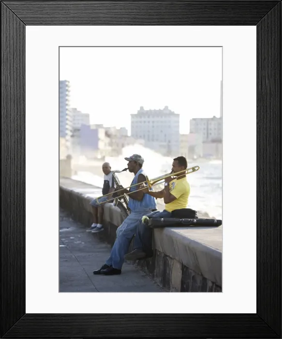 Framed Print : Musicians on The Malecon playing saxaphone and trombone with waves crashing against the shore in the background, Havana, Cuba, West Indies, Caribbean Framed Print : Musicians on The Malecon playing saxaphone and trombone with waves crashing against the shore in the background, Havana, Cuba, West Indies, Caribbean