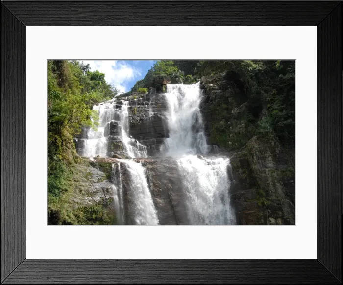Framed Print : Ramboda Falls, Nuwara Eliya, Hill Country, Sri Lanka, Asia Framed Print : Ramboda Falls, Nuwara Eliya, Hill Country, Sri Lanka, Asia