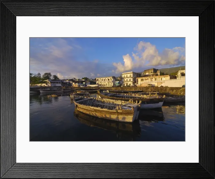 Framed Print : The old harbor of Moroni, Grand Comore, Comoros, Indian Ocean, Africa Framed Print : The old harbor of Moroni, Grand Comore, Comoros, Indian Ocean, Africa