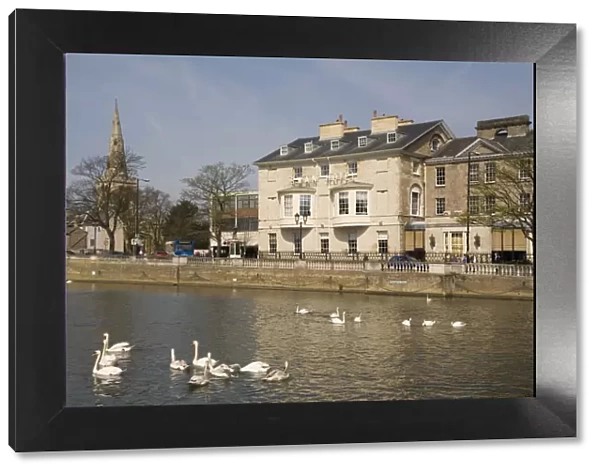 Swan Hotel and Great Ouse River, Bedford, Bedfordshire, England, United Kingdom, Europe