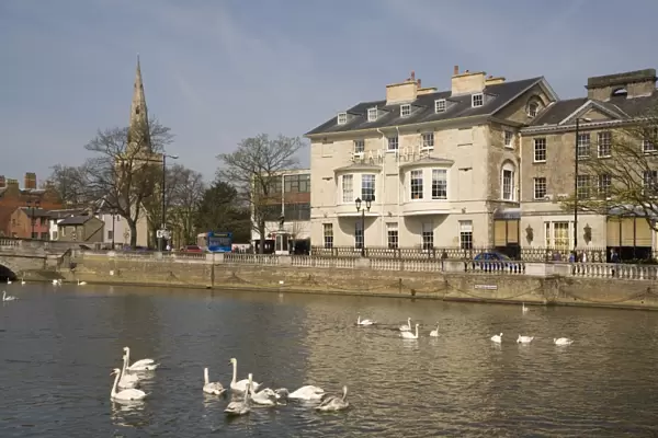 Swan Hotel and Great Ouse River, Bedford, Bedfordshire, England, United Kingdom, Europe